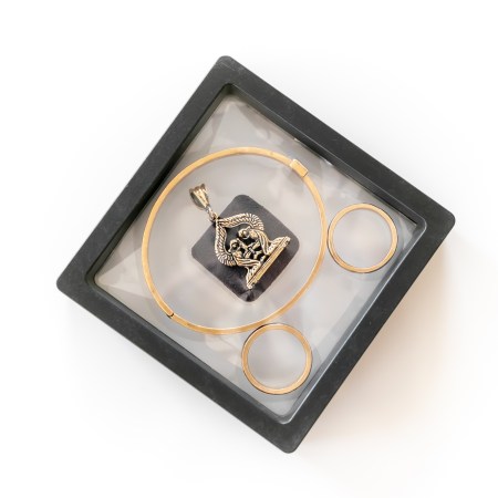 The Full Story - Gold